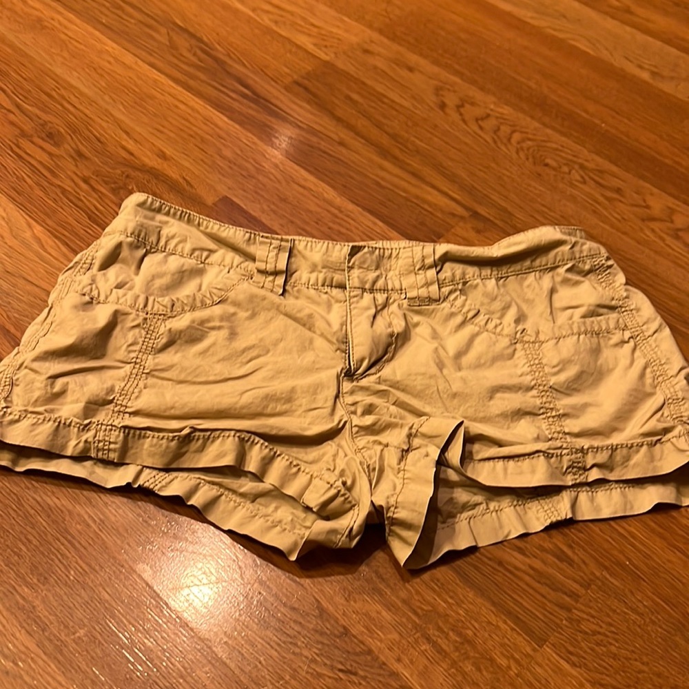 Express khaki shorts